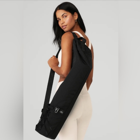 NWT Alo Yoga Mat Carry Bag - Picture 1 of 1